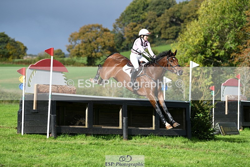 251024A-132724-12054 - B-149-Kate.Rowe