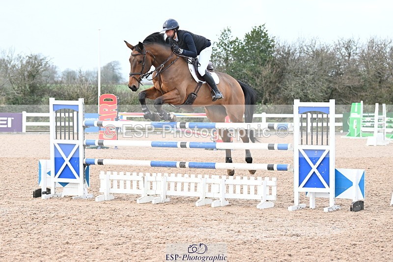 231208A-135934-01065 - Cls 6 Foxhunter & 1.20m Open