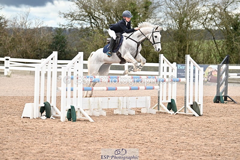 240310A-121802-02418 - Cls 5 Pony Newcomers and 1m Open