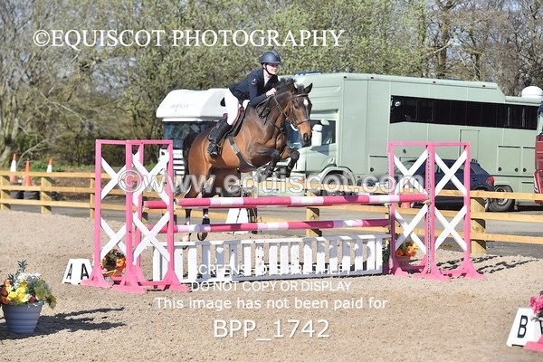 BPP_1742 - CLASS 18 SUN Senior Newcomers/ 1.10m Open