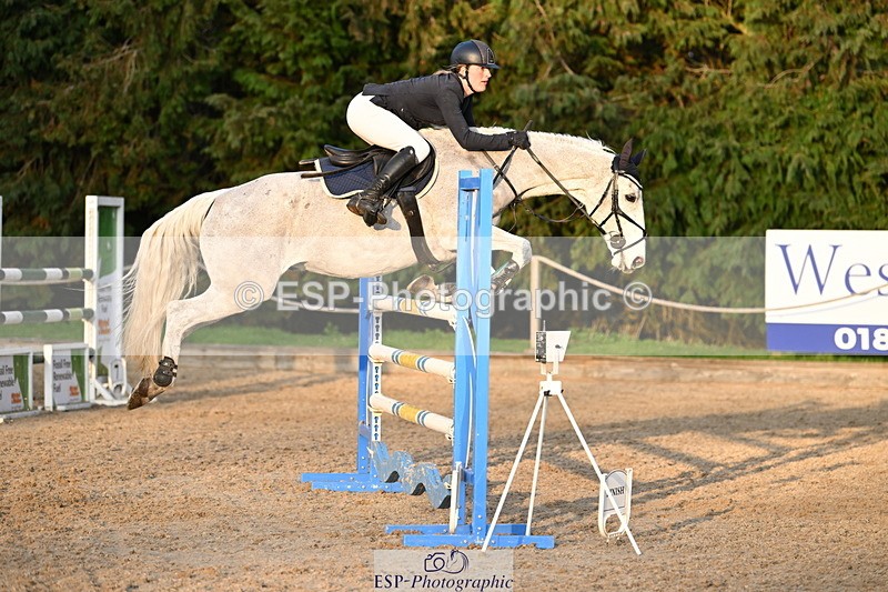 250322A-173324-03791 - Cls 14 Snr Fox & 1.20m Open