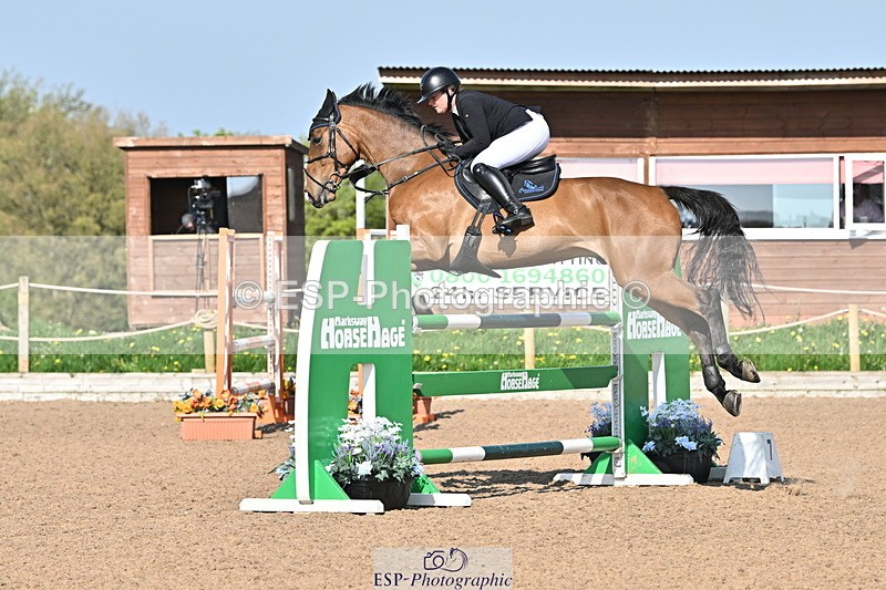 240509A-091545-00503 - Cls 8 Foxhunter