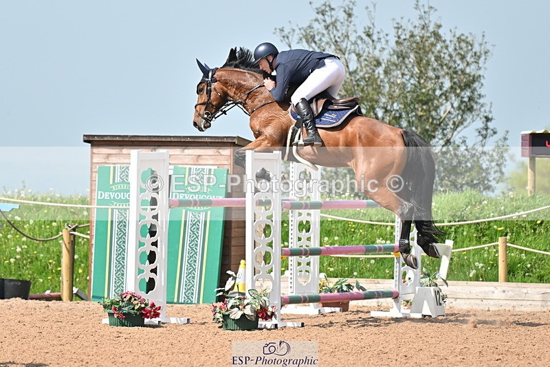 240512A-105005-17390 - Cls 48 National 1.30m Open