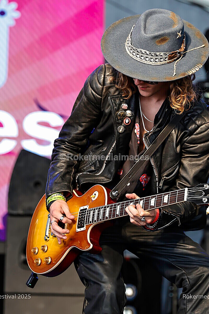 _MGL7236 - MINETY 2025