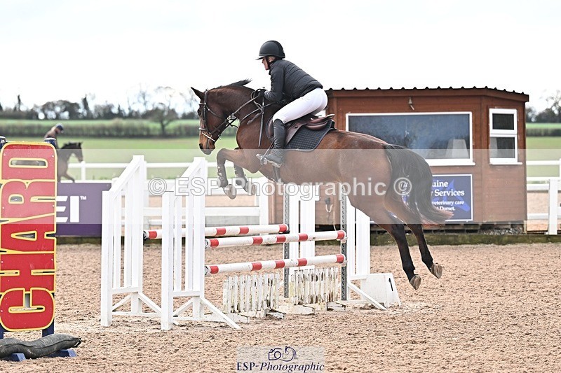 251119-095650-00042 - Cls 1 British Novice and 90cm Open