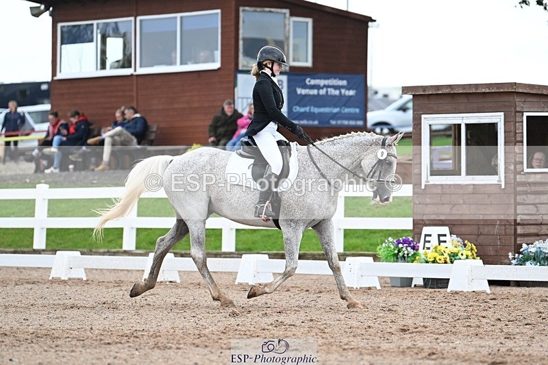 250907-125527-08481 - 009-Terri.EllawayTagula.Passion