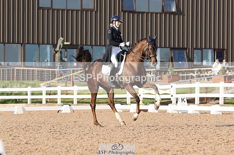 250404-180854-08221 - 131-Francesca.Cawley-Dame.Blanche