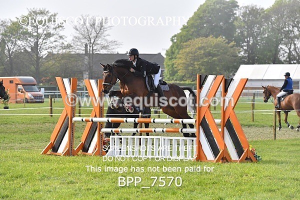 BPP_7570 - CLASS 6 Nisbets Fresh From The Farm & The Golf Inn 1.00m Amateur Championship