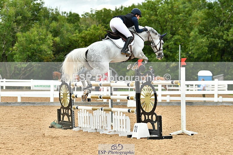 230721A-144000-07037 - Cls 22, 1 Star Gold 1.30m