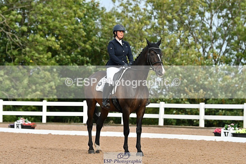 250906-085938-00202 - 043-Ana.HughesSligo.Dark.Knight