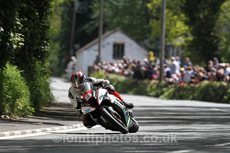 Ian Hutchinson - RL360 Superstock Race