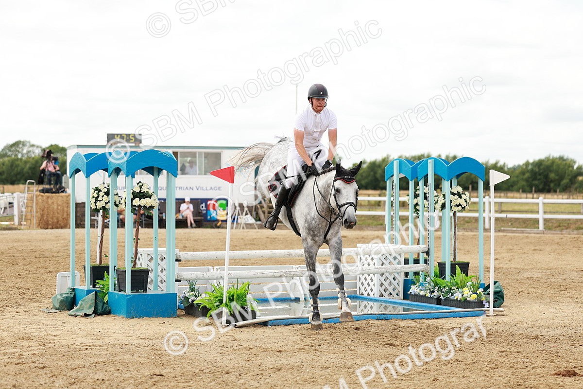 SBM_019026 - Class 21 - Senior Newcomers Championship 2d Rd