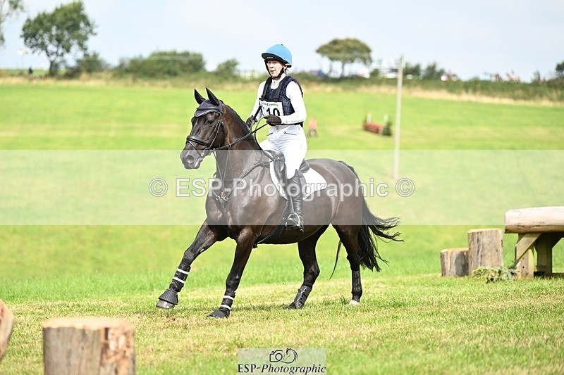 240831A-114451-01944 - 110-Laura.Pritchard-TOUCH.OF.SILK.I