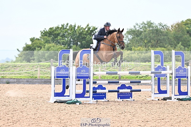 240828A-145701-01075 - Cls 4 Snr Newcomers and 1.10m Open