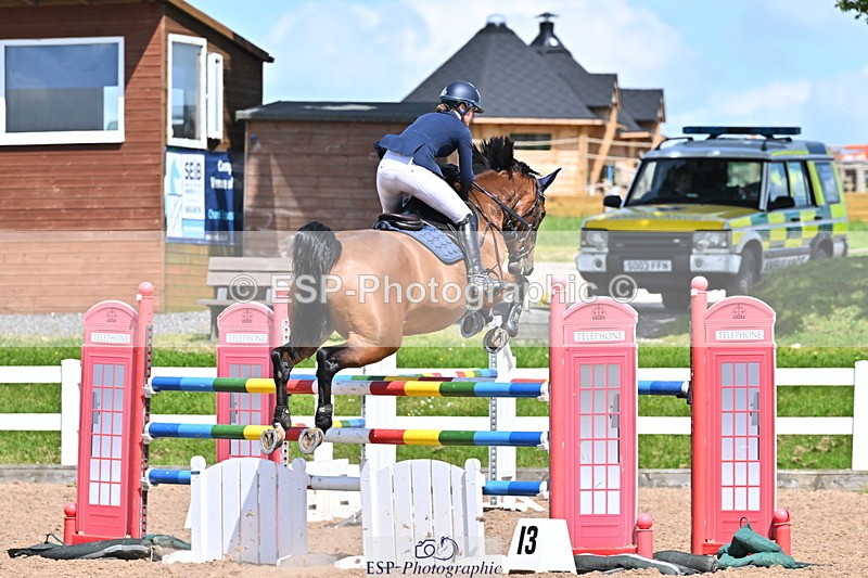 240619A-153621-00885 - Cls 5 Snr Foxhunter and 1.20m Open