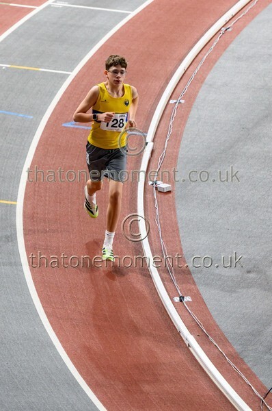 CEREL-910264 - Track Male Set Two