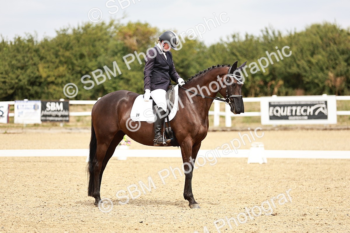SBM_003049 - Class 6 - Novice 6 Silver - 11.34-12.20
