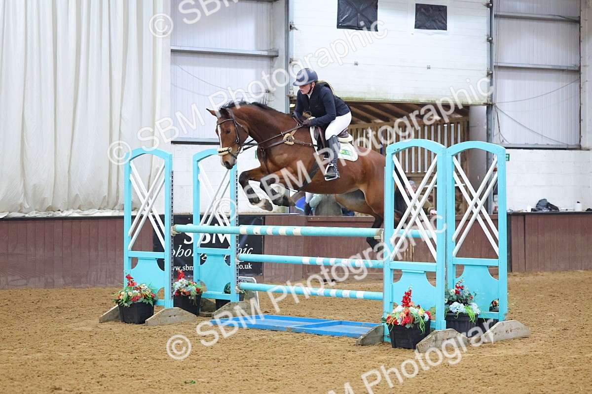 SBM_001827 - Class 15 - Senior Newcomers - First Round (1.10m)