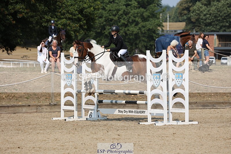 250816A-105111-00871 - Cls 3 Snr British Novice