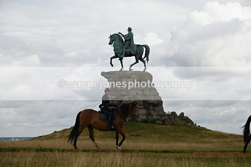 DSC_4199 - Time at Statue 09:50 to 11:09