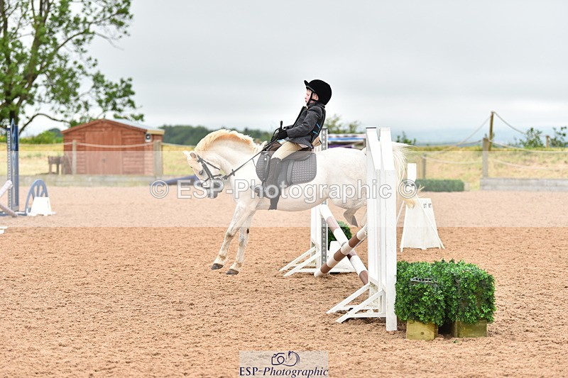 240528A-150144-00094 - 40 & 50cm