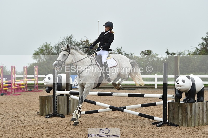 220829A-170200-00342 - 80cm Classes 5a 5b & 6