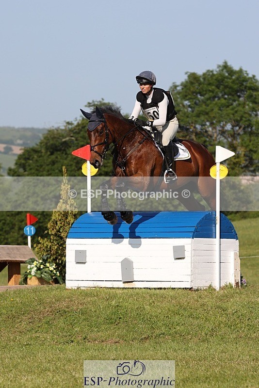 230527-174520-14498 - 160-SWHISKEY-Jeanette_Brakewell-XC