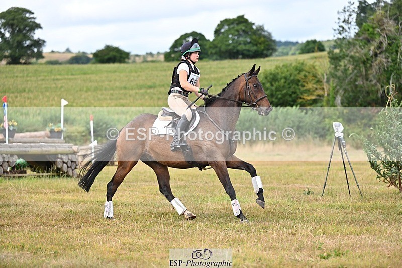 250803A-151600-15956 - O-668-Leia.Massey-SLIPALONGTREVASKIS