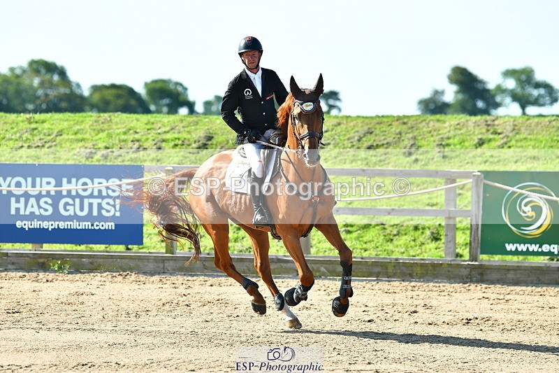 230720A-091540-01630 - Cls 1, 2 Star Small 1.30m