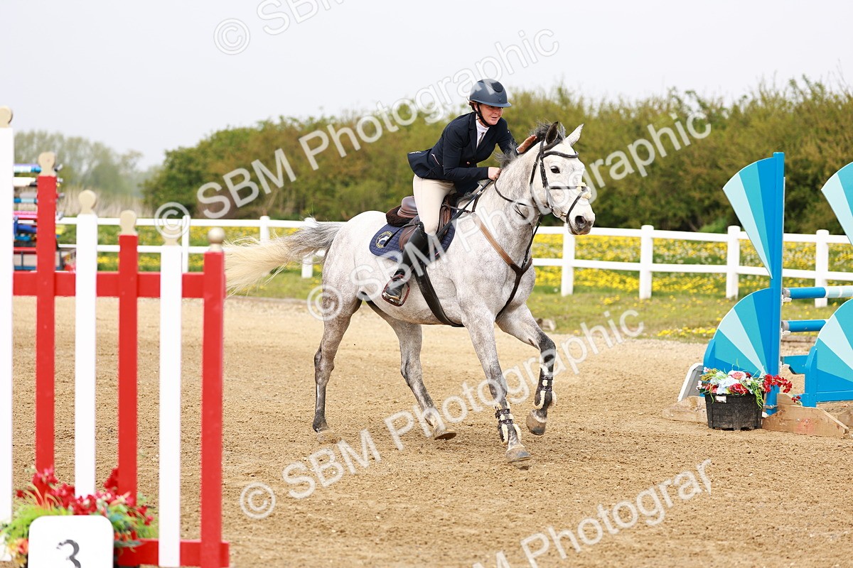  - Class 17 - Senior 1.05m