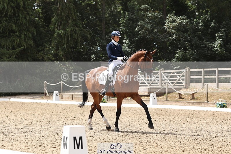 250809A-121128-02977 - 094-Sara-Jane.LanningChoice.1