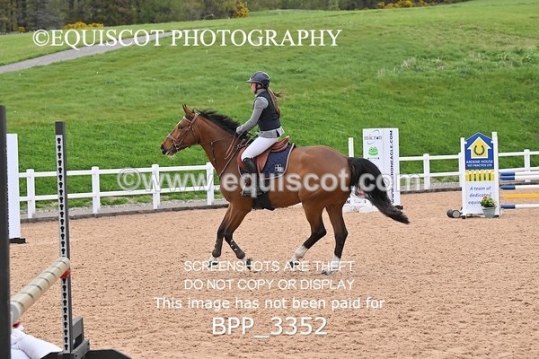BPP_3352 - CLASS 13 - SAT - SENIOR BRITISH NOVICE / 90CM OPEN