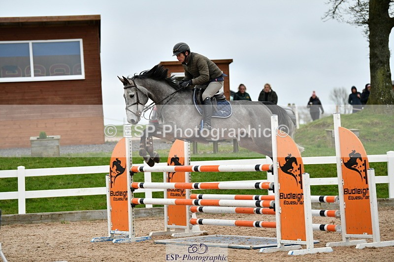 240112A-134924-00994 - Cls 6 Foxhunter and 1.20m Open