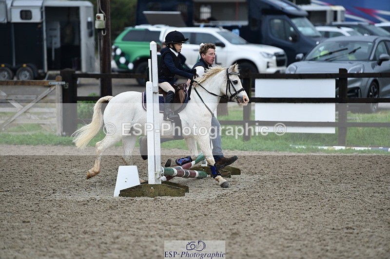 230917-093720-00257 - Cls 01 40cm LR Assisted & unassisted