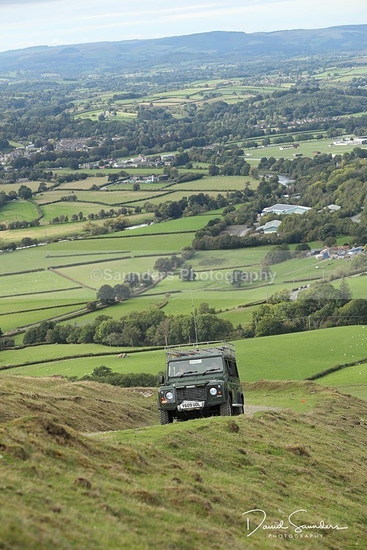 SPXX3363 - Land Rover