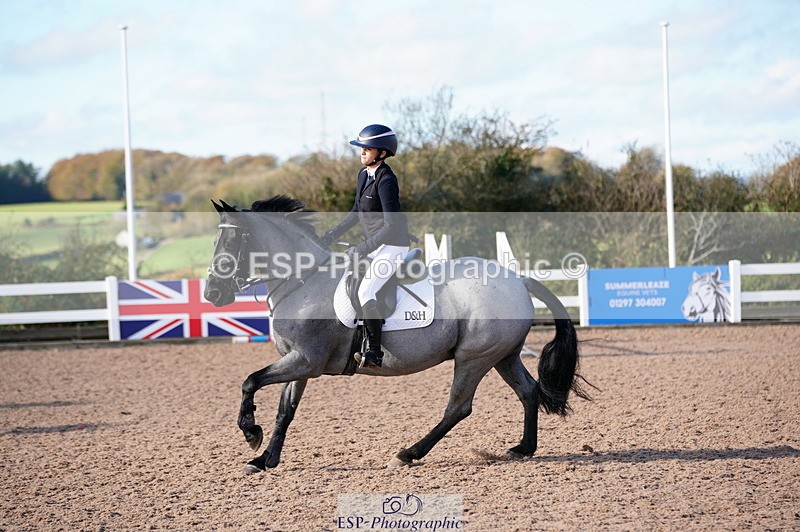 241027A-115600-02637 - SUN Cls 6 Pony Newcomers and 1m Open