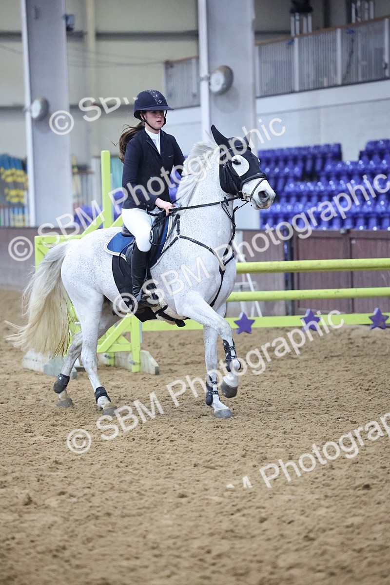 SBM_003386 - Class 11 - Blue Chip Pony Newcomers - 1.00m Open