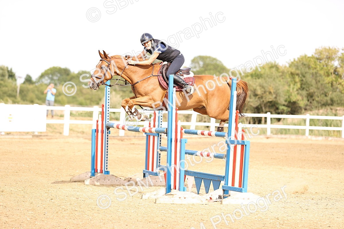 SBM_001671 - Class 6 - Senior Newcomers 1.10m
