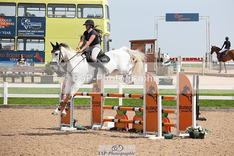 240510A-140536-07439 - Cls 17 1.05m National Am Quali