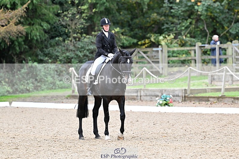 251022A-152231-00527 - B-111-Polly.Walker