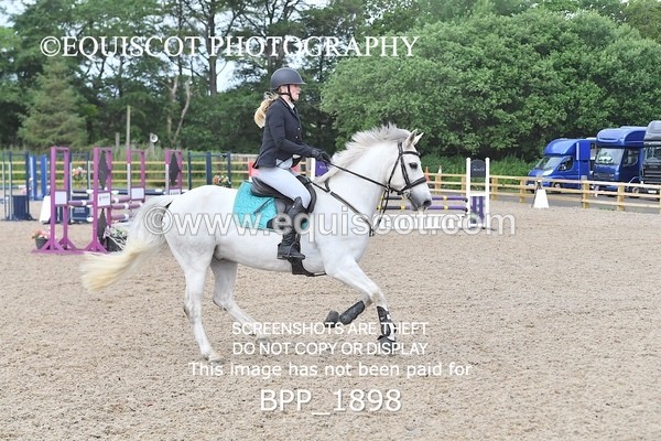BPP_1898 - SAT CLASS 10 Senior British Novice/ 90cm Open
