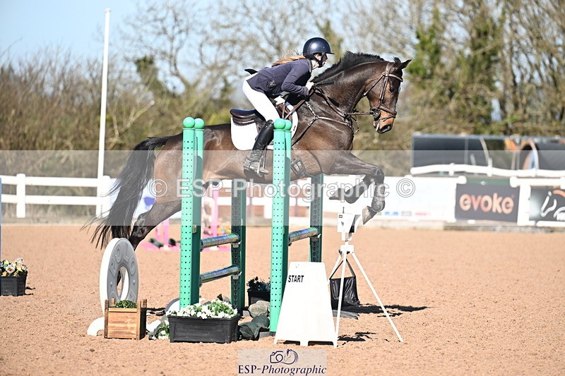 260318B-102029-00059 - Clear Round & Brit Nov 90cm