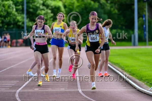 Relays26-929970 - Female Set One