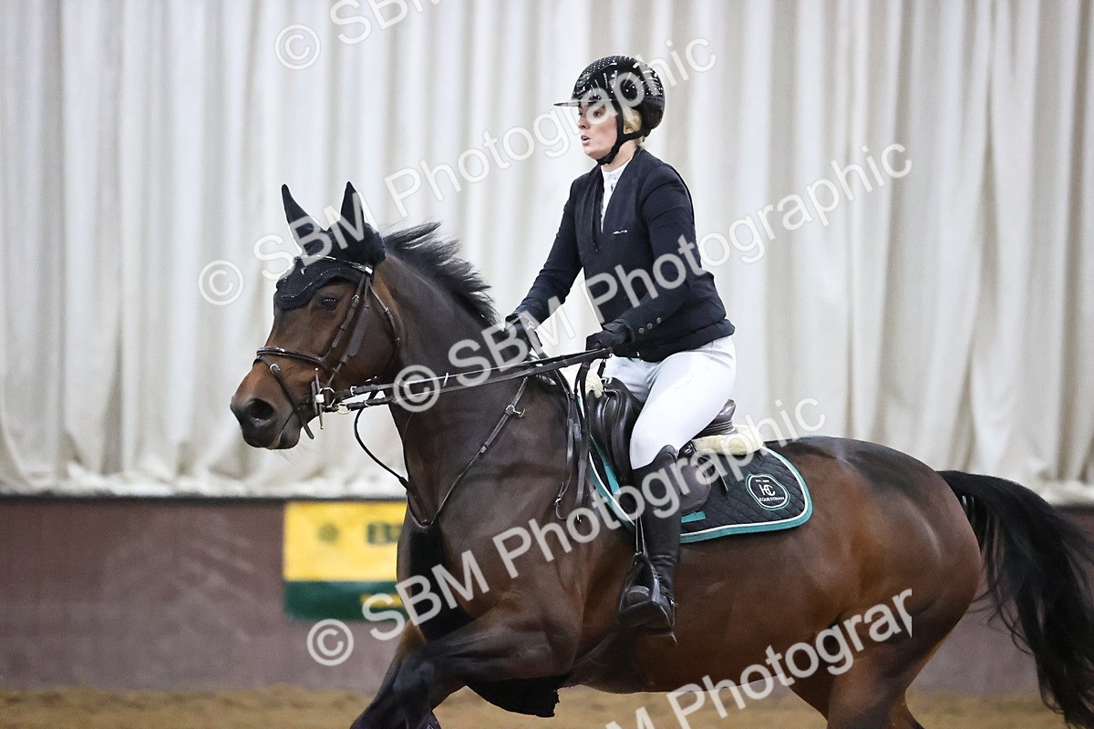 SBM_003785 - Class 12 - Senior Foxhunter 1.20m