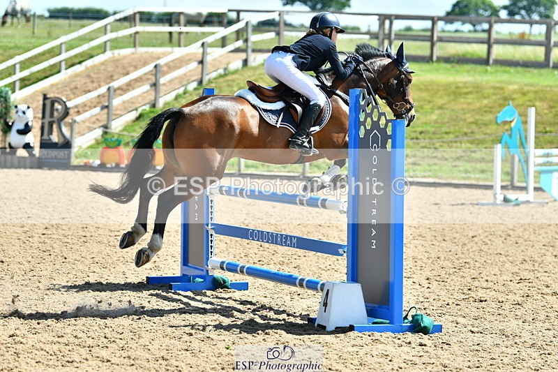 230624A-104931-00339 - Cls 37 Springboard 128 + 138cm