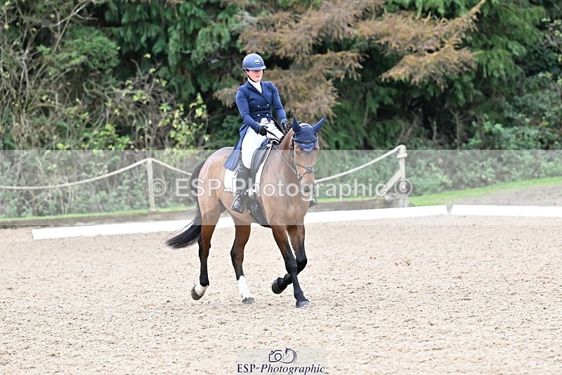 251022A-153209-00572 - B-101-Jemima.Stratton