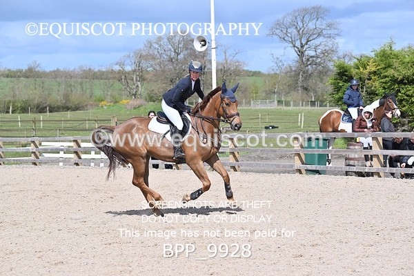 BPP_9928 - CLASS 19 SUN Senior British Novice/ 90cm Open