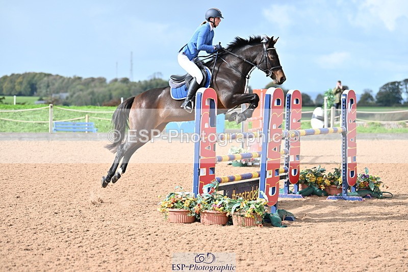 231014A-124843-04682 - Cls 19 1.15m Members Cup