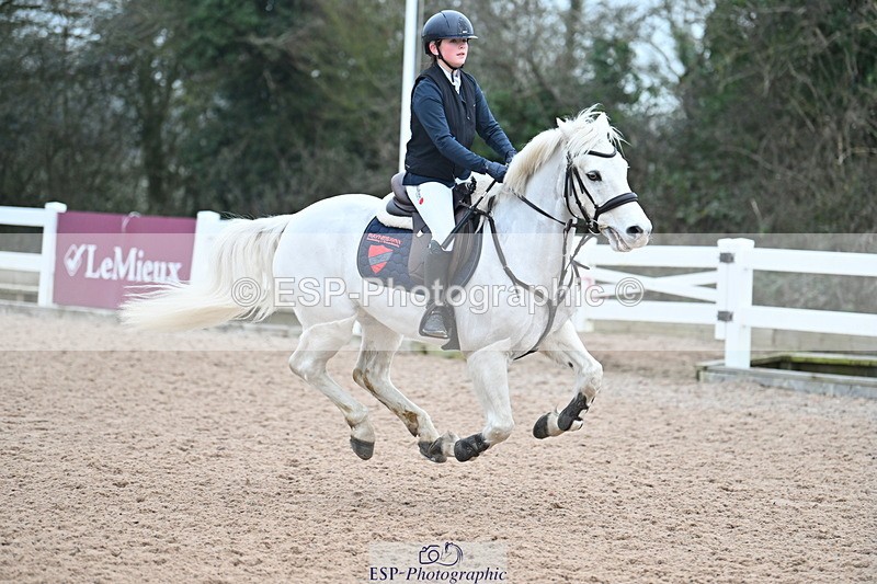 240128A-111009-00447 - Cls 3 Pony Discovery and 90cm Open