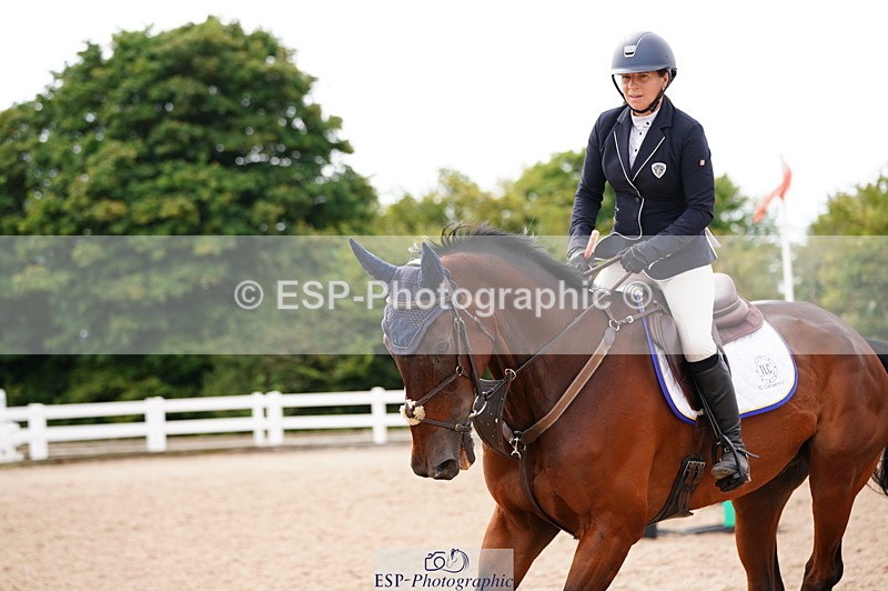 240803A-142318-08475 - Cls 38 1.05m Amateur Qualifier